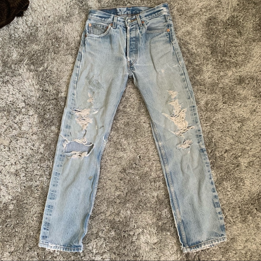 ! SOLD ! Very distressed vintage 501 levis